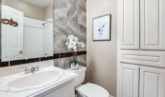 3752 Park Pl, Addison, TX 75001