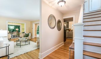 324 Highlake Ave, Ann Arbor, MI 48103