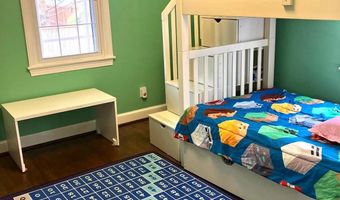 626 S IRVING St, Arlington, VA 22204