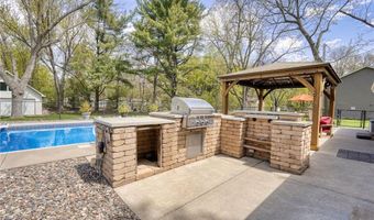 711 Benton St, Anoka, MN 55303