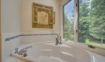 16 Ramshorn Rd, Alexandria Twp., NJ 08848
