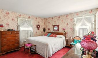 6407 Hiram Ave, Ashtabula, OH 44004