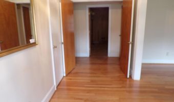 302 Baskin Ave, Bishopville, SC 29010