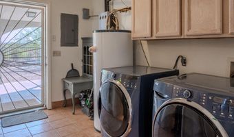 42565 La Posa Rd, Bouse, AZ 85325