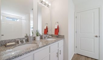 46585 Sunflower Ln, Bennett, CO 80102