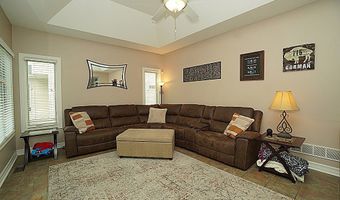 47 Timber Cove Ct, Amherst, NY 14051