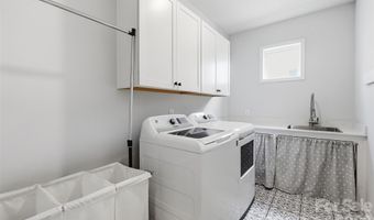 1213 Drummond Ave, Charlotte, NC 28205