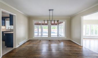 525 N Hametown Rd, Akron, OH 44333