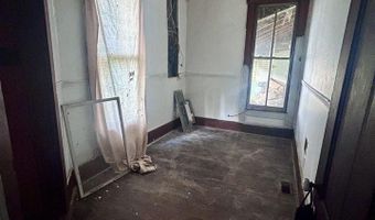 247 S Broadway St, Bloomingdale, IN 47832