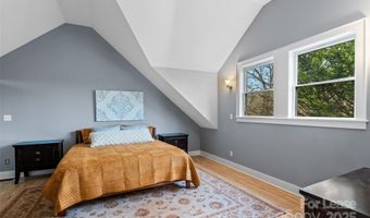 5 Elmore St, Asheville, NC 28804