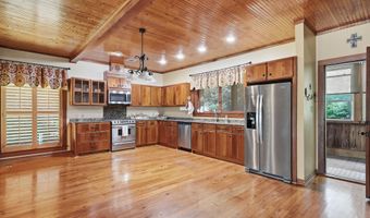 86 Hidden Hills Lake Rd, Arnaudville, LA 70512