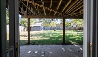 1245 WINAKI Trl, Algonquin, IL 60102