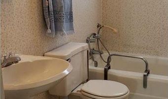 231 E Sorenson Ave, Appleton, MN 56208