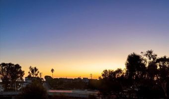 2517 State St, Carlsbad, CA 92008