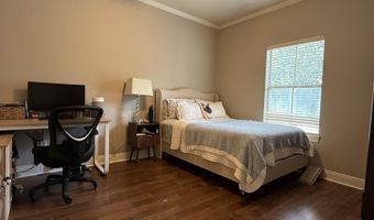 828 Meadow Bend Dr #G, Baton Rouge, LA 70820