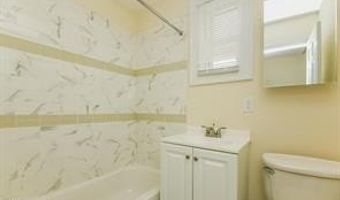 701 N STREEPER St, Baltimore, MD 21205