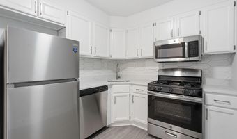 4600 S FOUR MILE RUN Dr 613, Arlington, VA 22204