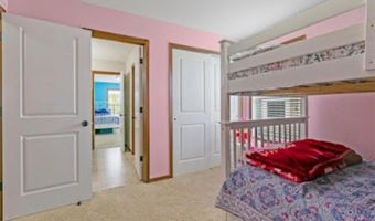 15850 Elmwood Ln, Apple Valley, MN 55124