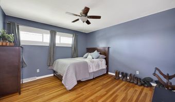 291 W Davis St, Bloomfield, IN 47424