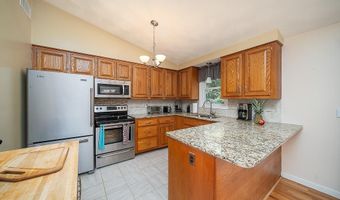 17 Wood Cove Dr, Coventry, RI 02816