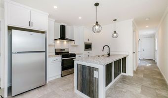 1346 Newport Ave, Attleboro, MA 02703