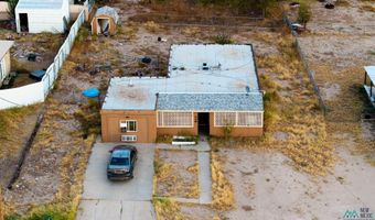 408 S 11th St, Carlsbad, NM 88220