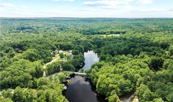 87 Jackson Schoolhouse Rd, Glocester, RI 02814