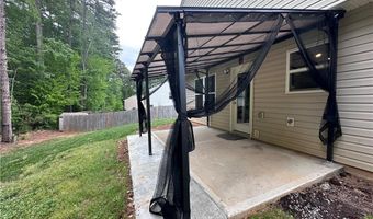 821 Oak Bend Dr, Asheboro, NC 27203