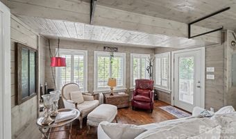1954 White Rd, Camden, SC 29020