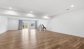 103 PLANETREE Ct, Lake Frederick, VA 22630