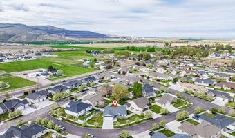4869 Suzanne Ct, Chubbuck, ID 83202