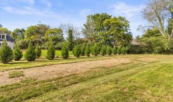 10545 E Brainerd Rd, Apison, TN 37302