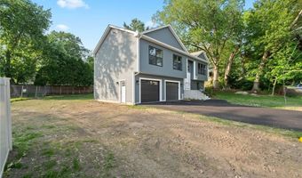 10 Sherwood Ave, North Providence, RI 02911