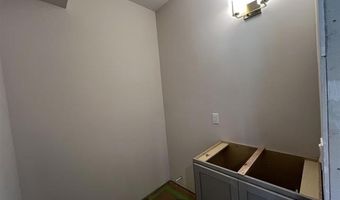 2813 Crinkle Root Dr, Fitchburg, WI 53711