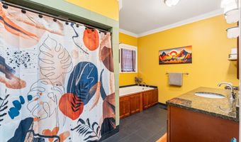 103 W Main St, Beresford, SD 57004