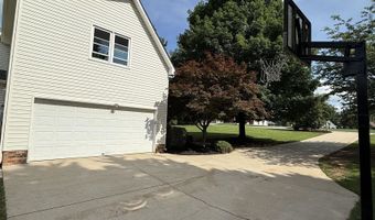 242 Mountain Range Rd, Boiling Springs, SC 29316