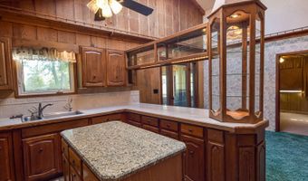 304 U St, Beaver City, NE 68926