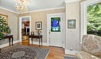 496 Beach St, Ashland, OR 97520