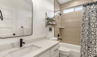 6482 Crown Cres, Ammon, ID 83406