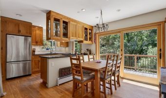 925 Old Farm Ln, Aptos, CA 95003