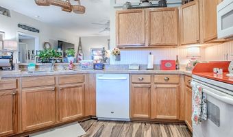 926 DEKLEVA Dr, Apopka, FL 32712