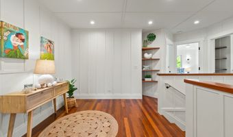 810 N Kalaheo Ave F, Kailua, HI 96734