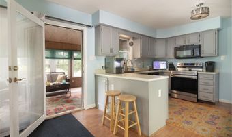 100 Sand Rd, Canaan, CT 06031