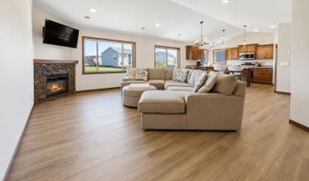 214 Woolgrass Way, Avon, MN 56310