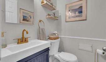 1 KING Ct, Annapolis, MD 21401