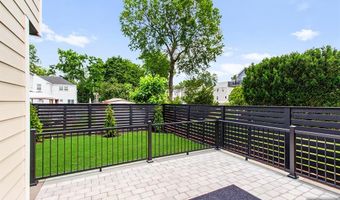 309 Clinton Ave, Bergenfield, NJ 07621