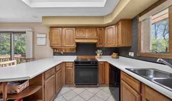 7 Sheba Dr, Alloway, NJ 07461