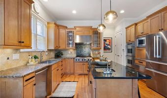 3066 Haynes Trl, Alpharetta, GA 30022