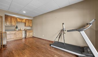 3352 Southridge Dr, Amana, IA 52203