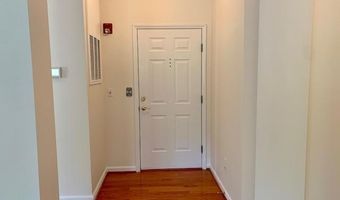 426 Eyam Hall Ln 426, Apex, NC 27502